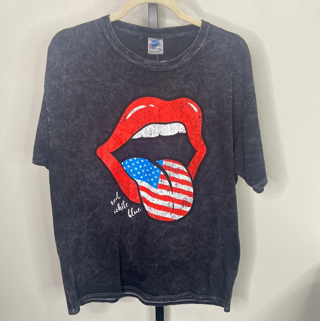 American Lips Graphic Tee